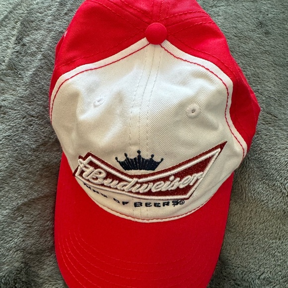 BUDWEISER (king of beers) soft cap. Adjustable closure in back - Picture 13 of 14